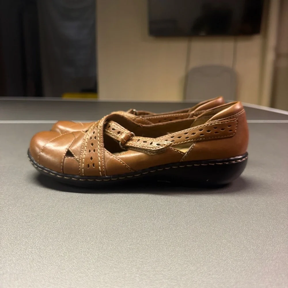 Clarks bendables mary